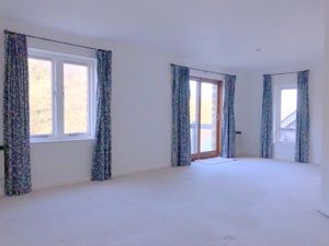 Photo 32- click for photo gallery